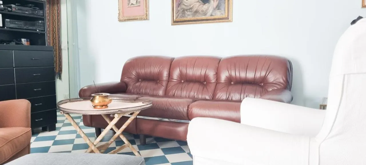 Joivy Vintage And Gorgeous 2-Bed Flat Near Sforzesco Castle Apartman Milánó
