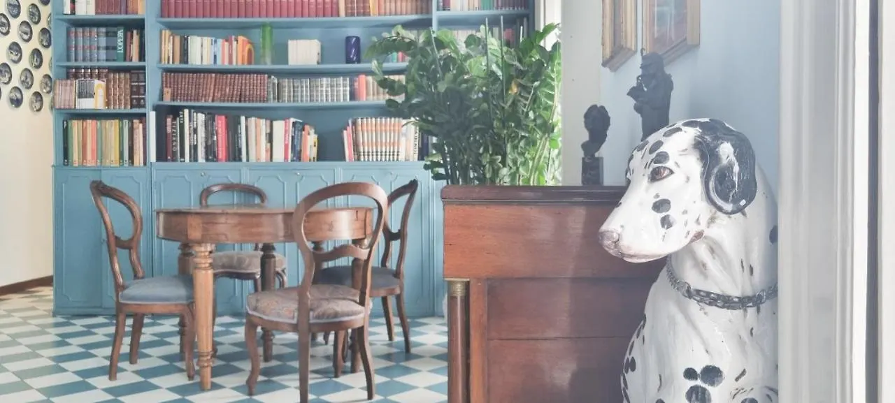Joivy Vintage And Gorgeous 2-Bed Flat Near Sforzesco Castle Apartman Milánó